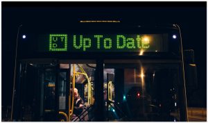Up To Date 2017 - oznakowanie specjalnego festiwalowego autobusu